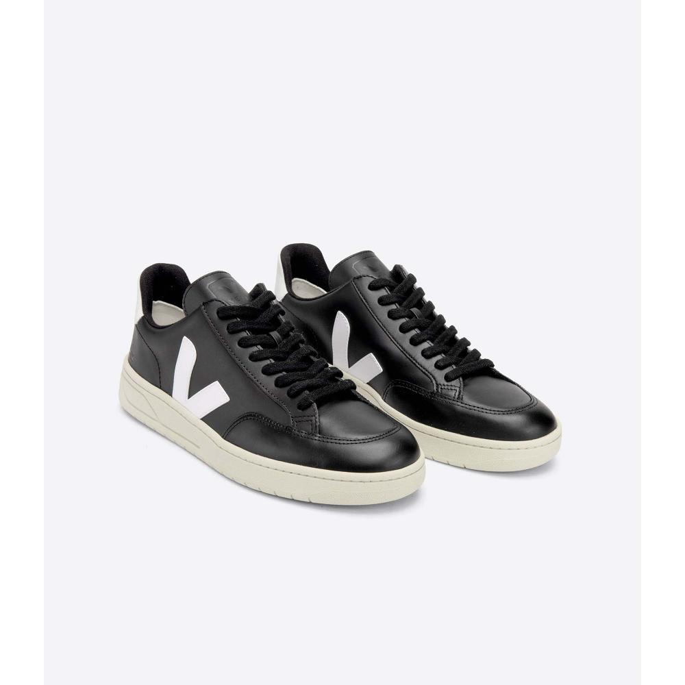 Veja V-12 LEATHER Tornacipő Női Black/White | HU 666VRW